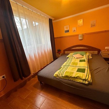Aranyeso Apartman Hajduszoboszlo Exterior photo